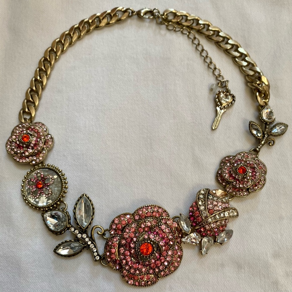 BETSEY JOHNSON - 100% Authentic Ombré Rose Large Pink & Clear Crystals Necklace
